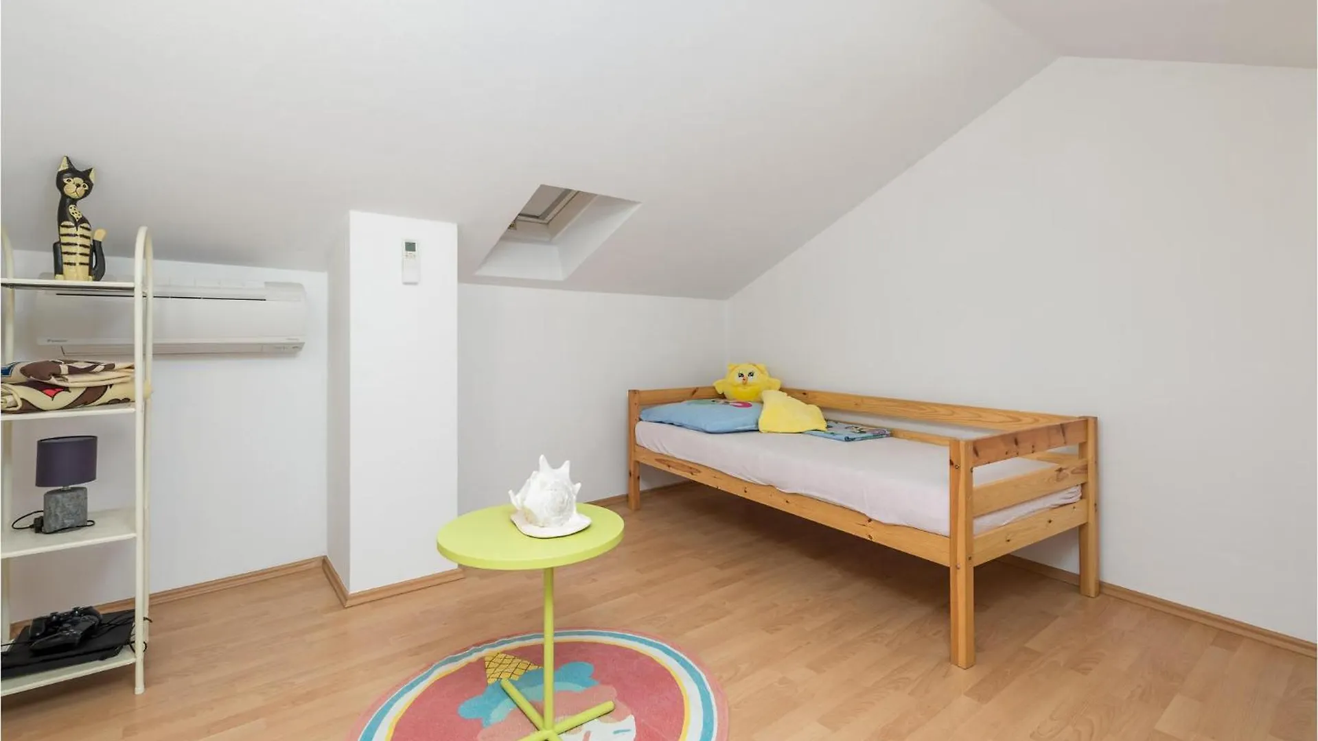 Casa vacanze Beautiful Home In Banjol With Sauna