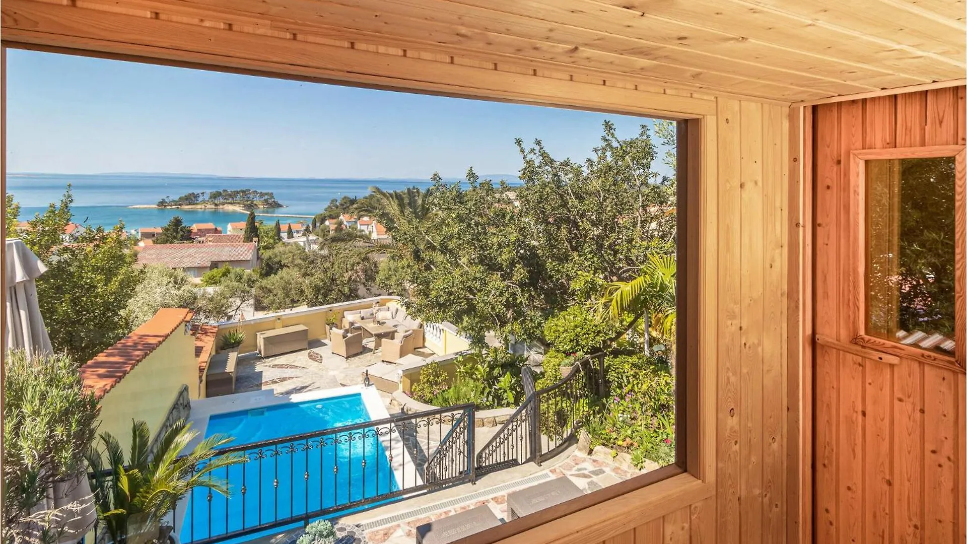 Beautiful Home In Banjol With Sauna